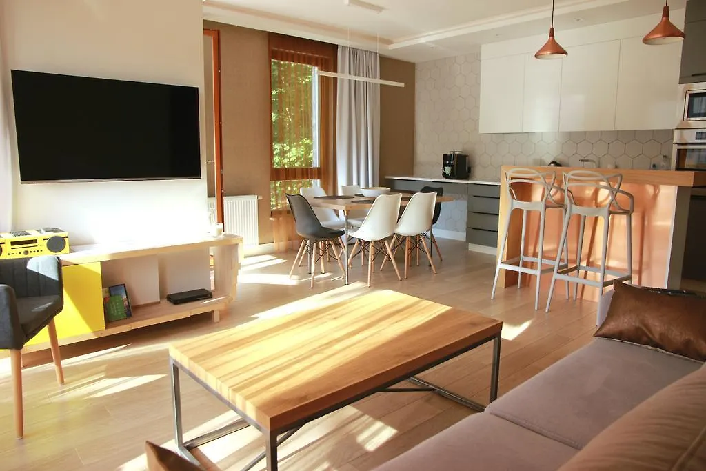 Lovesopot Luxury Terrace Apartment